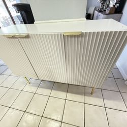Buffet/ Credenza