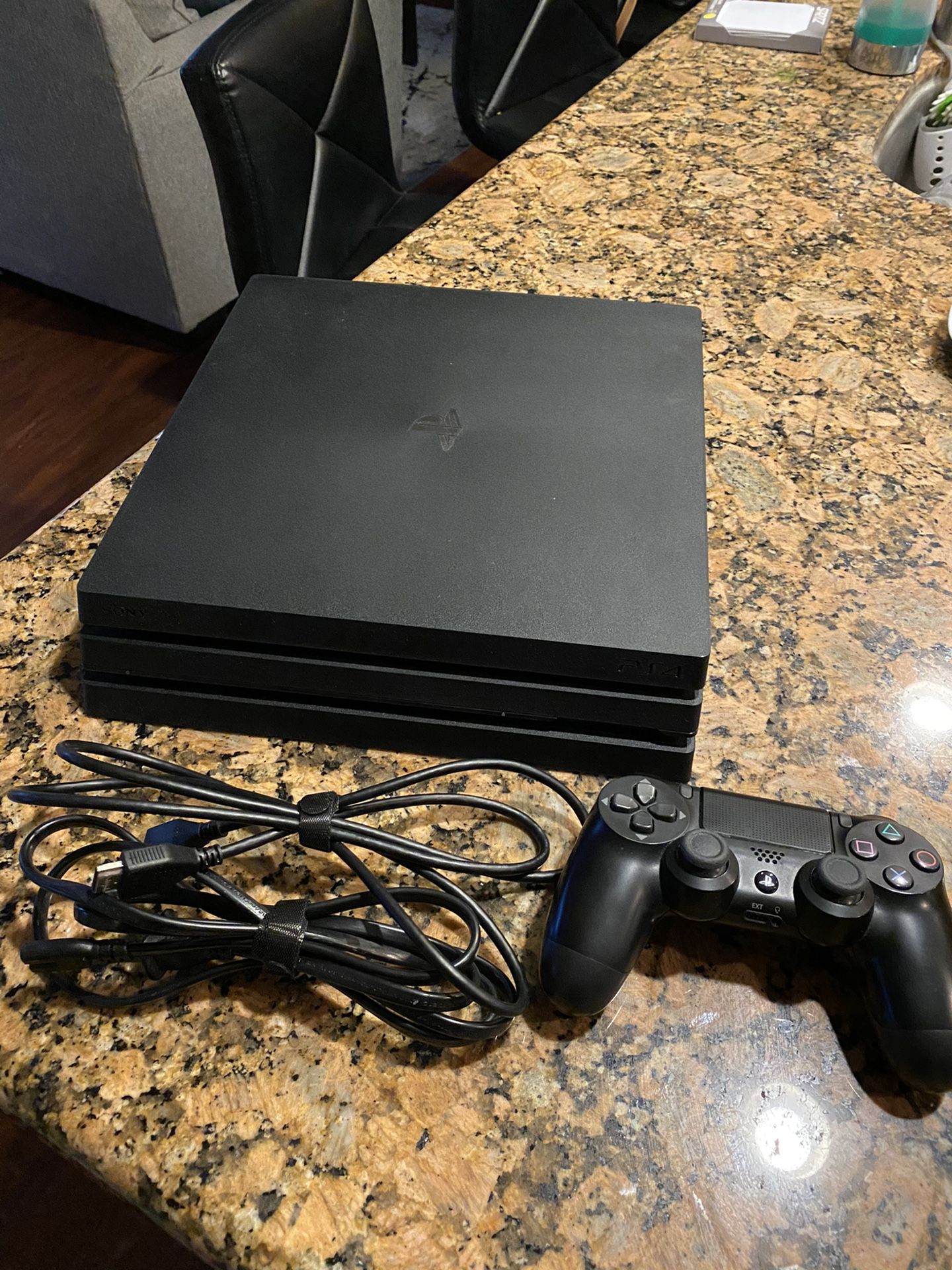 PlayStation 4 Like New Condition! Extra Controller & 2 Games!
