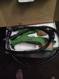 Electrostatic sprayer
