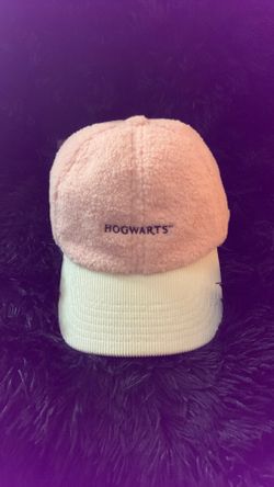 Miniso x Harry Potter Hogwarts Sherpa Corduroy Pink Baseball Cap