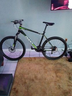 Giant Revel Mountain Bike