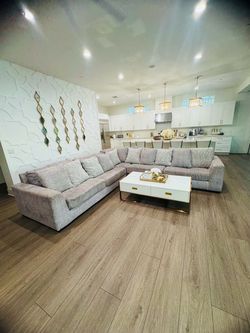 Oversized Ashley Furniture Grey 4-Piece Sectional Sofa / Couch