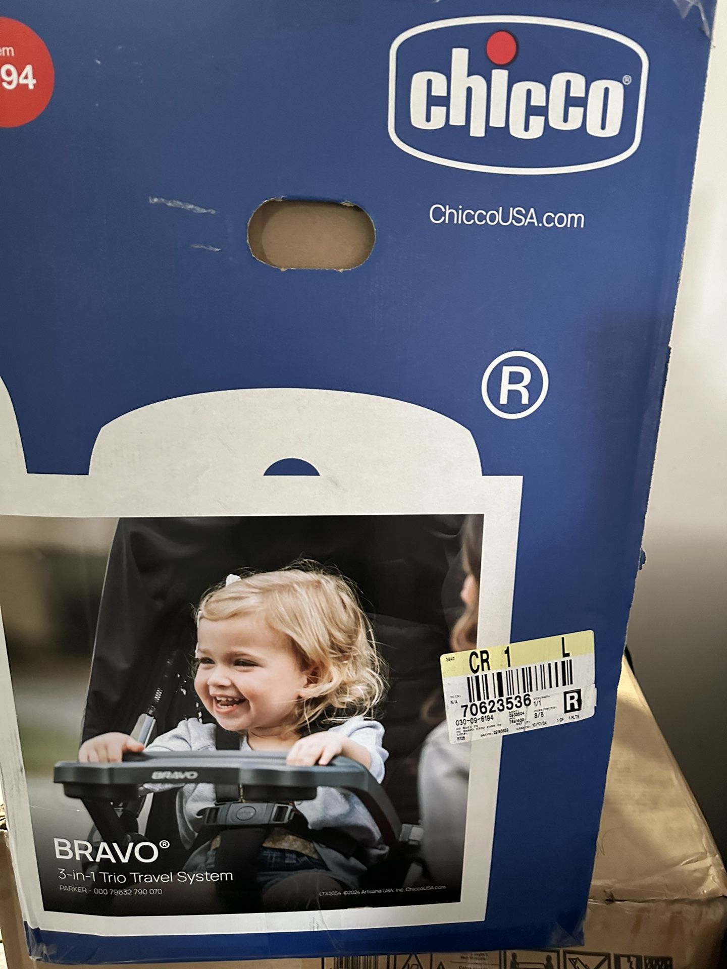 Chicco Bravo 3-in-1 Travel  System