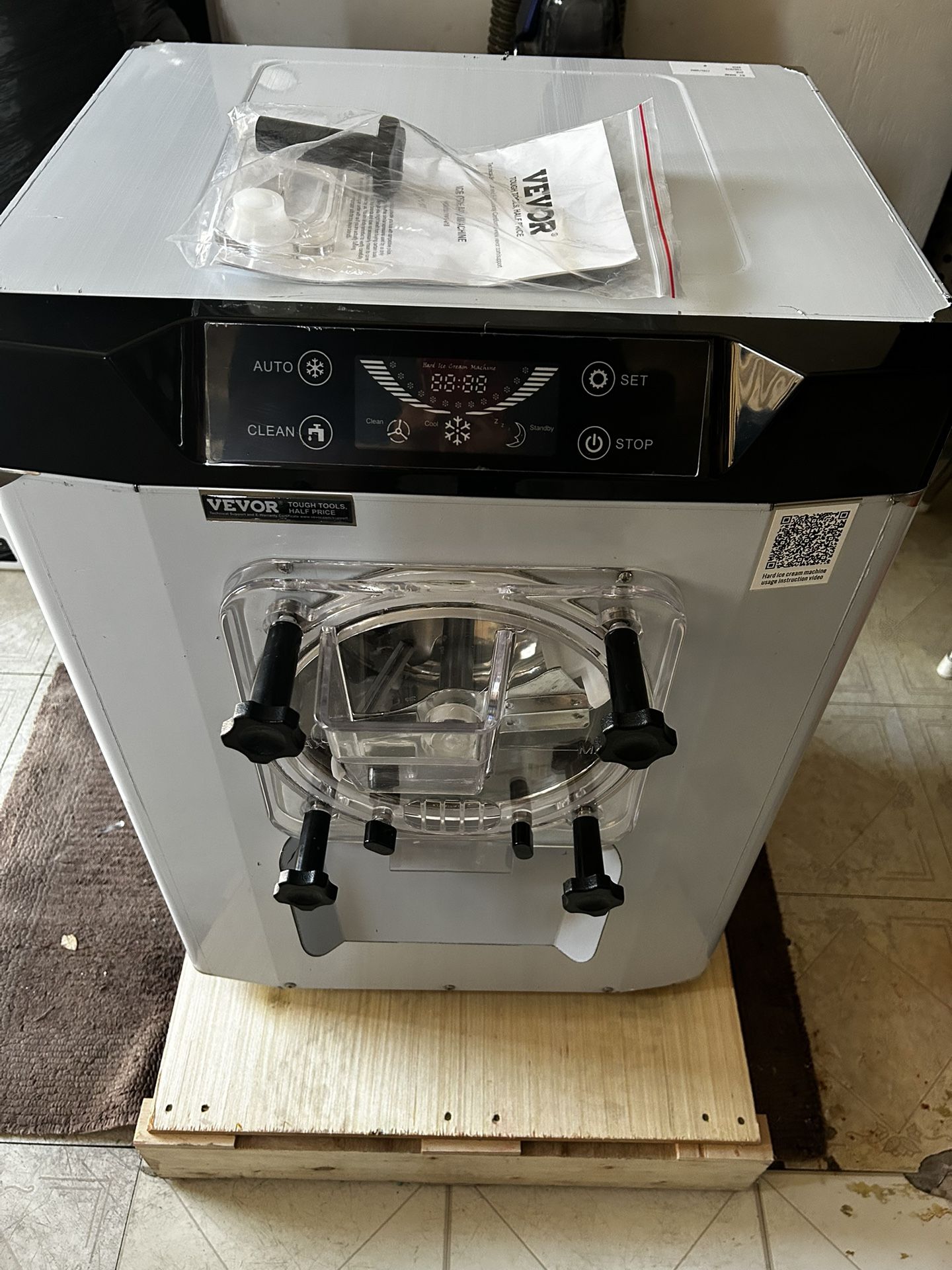 Ice Cream Machine