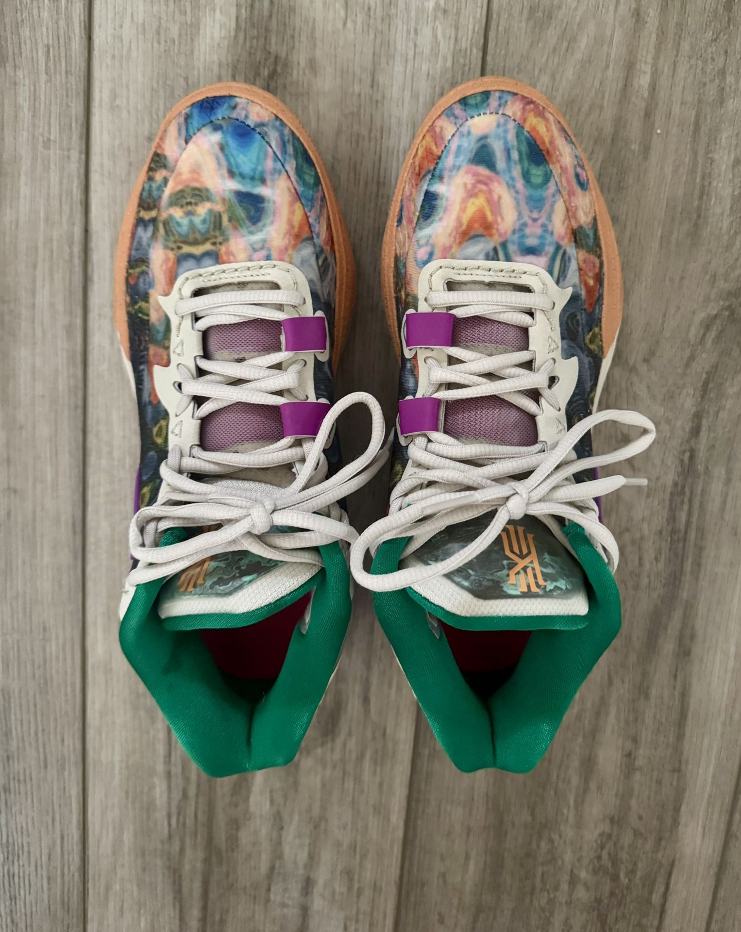 Nike Kyrie Basketball Shoes 99% NEW