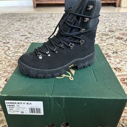 Danner Wildland Boots Sz. 8 EE