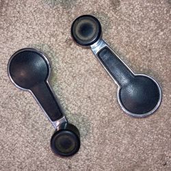 Datsun 720 240z 510 window cranks - original