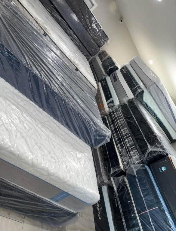 New Year New Sleep! Exclusive Mattress Sale Limited Time Offers!