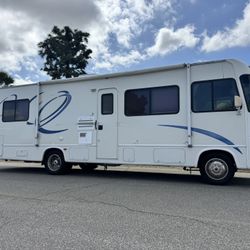 2002 HURRICANE , 29 FEET LONG , CLASS A RV MOTORHOME