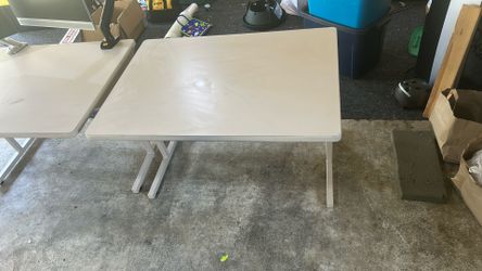 Table/Desk