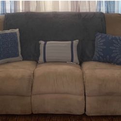 3 seater couch, 2 Ends Recline