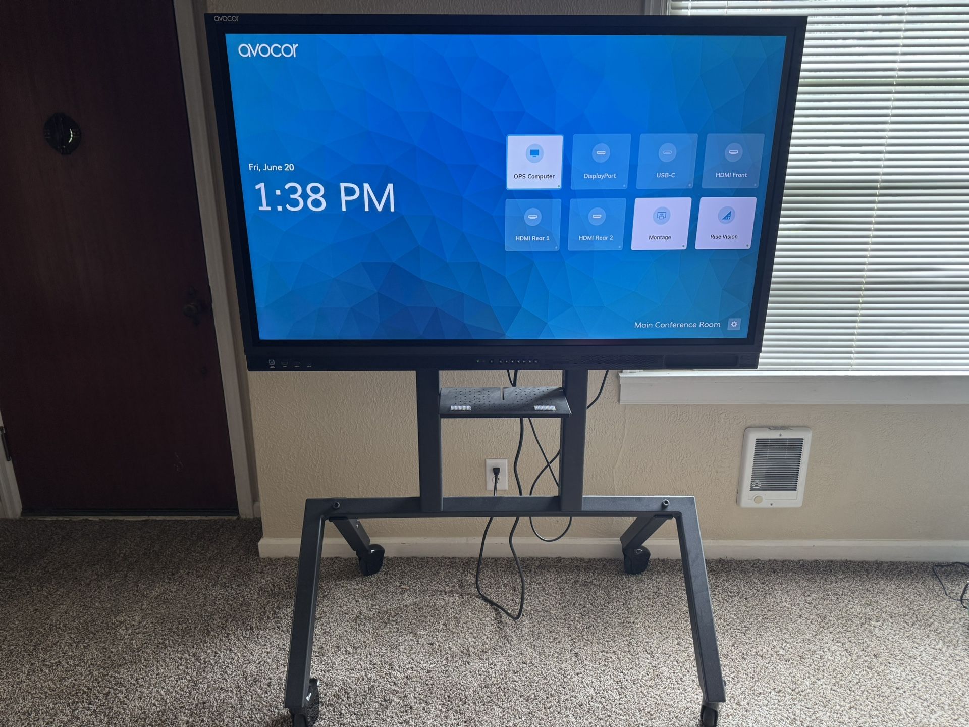 Avocor 55” 4K Touchscreen w/Rolling Stand
