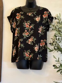 Forever 21 Women’s Floral Blouse