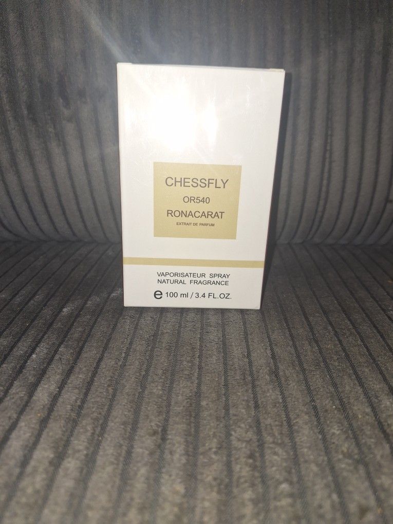 CHESSFLY RONOCARAT