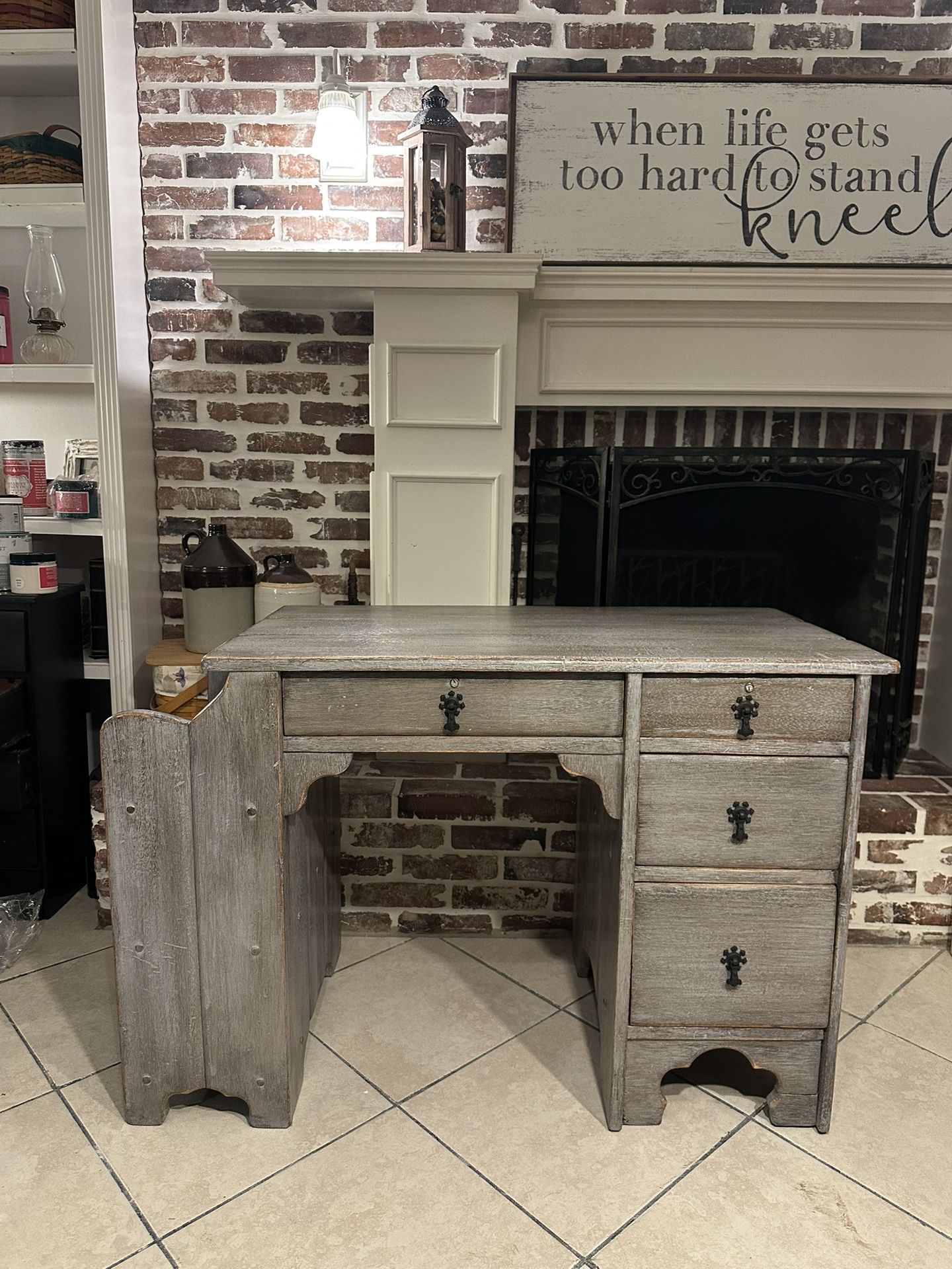 Gorgeous Refinished Vintage Kroehler Del Rey Desk with Bookshelf / Vanity / Writing Table