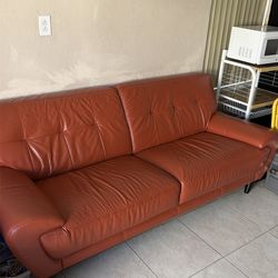 Sofá de leather  perfectas condiciones