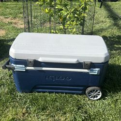 IGLOO,ICE CHEST,COOLER