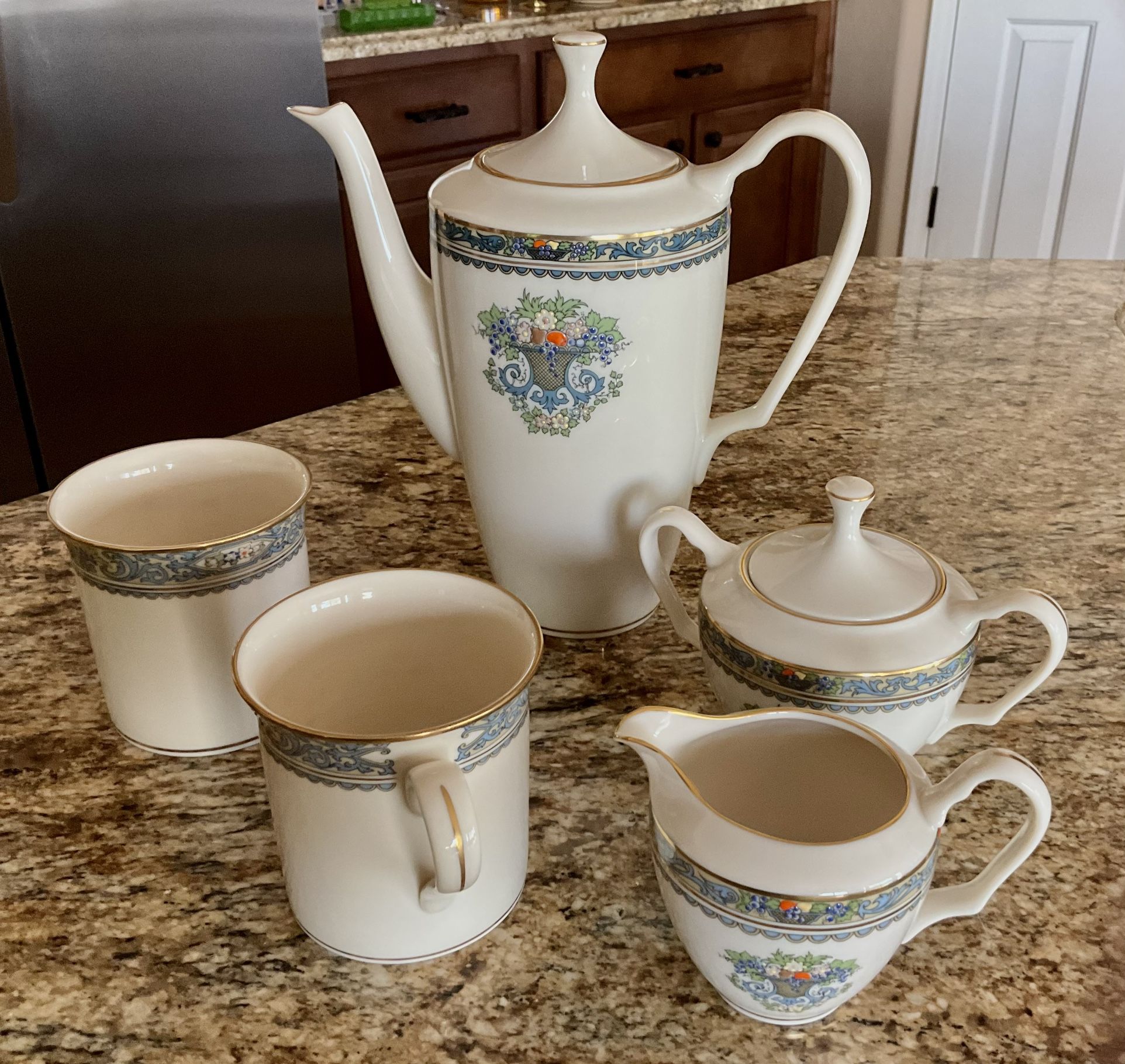 Lenox Presidential Autumn Coffee Pot 2 Mugs Sugar Creamer