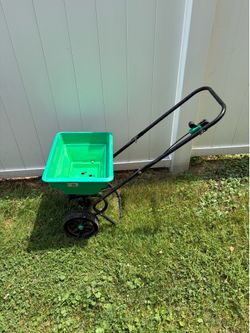 Lawn Spreader