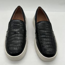 Vionic Women's Dinora Black Leather Slip-On Sneaker  Size 6.5 