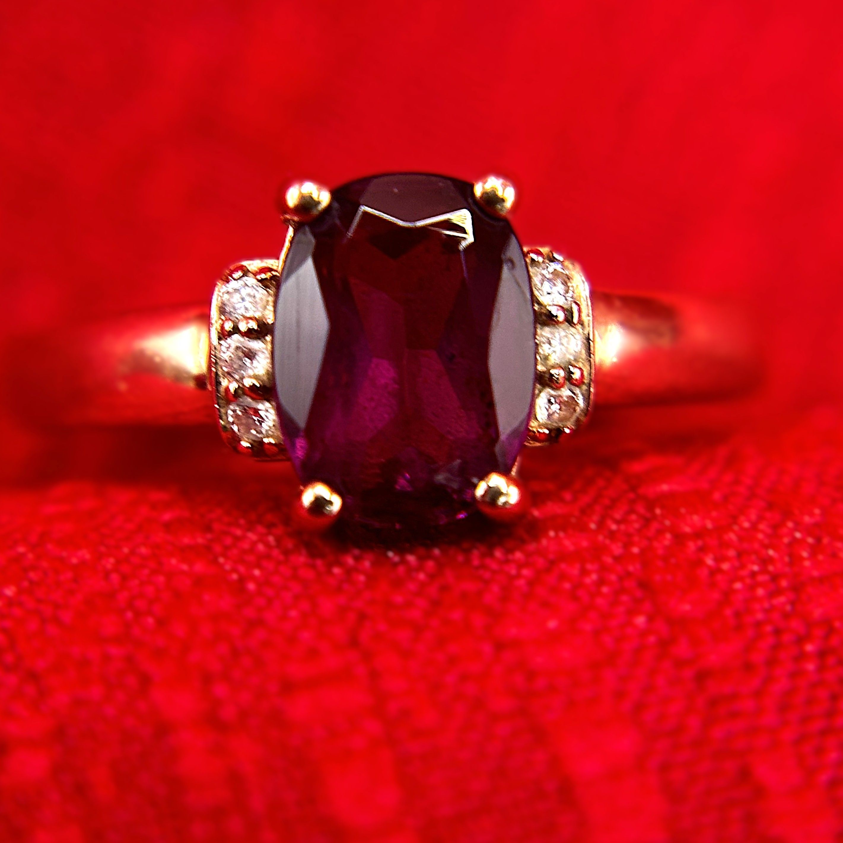 10K Yellow Gold Garnet & Diamond Accent Ring