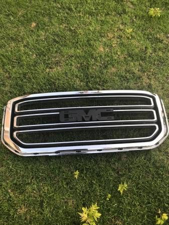 2015 GMC Sierra Front Grill