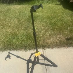 HERCULES Single Folding Guitar Stand 