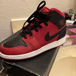 Jordan 1’s 6Y