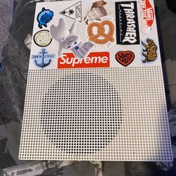 Xbox And Sceptre Gaming Moniter 