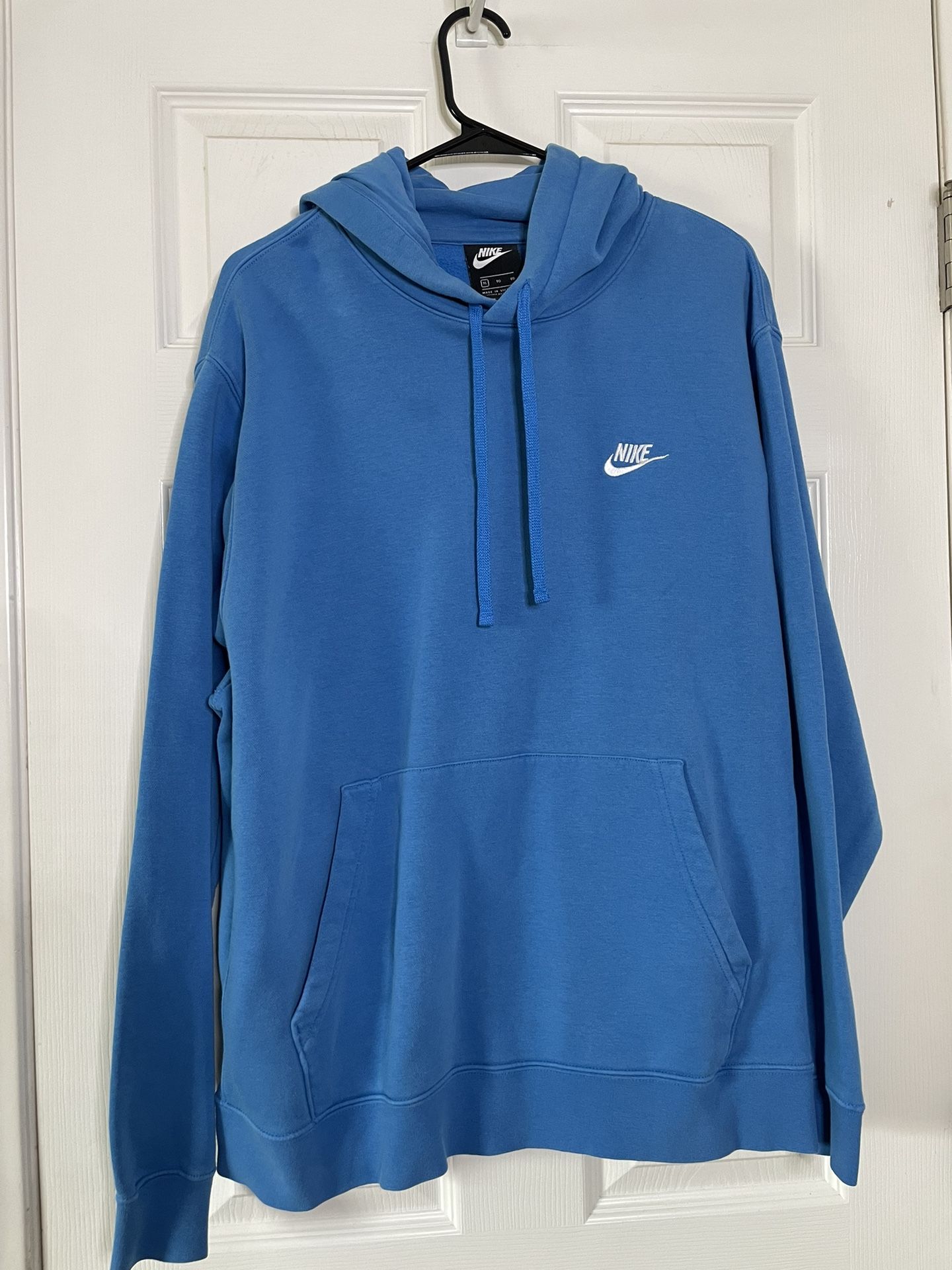 Nike XL Blue Sportswear Club Fleece Pull Over Hoodie