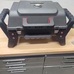 Char Broil table top gas grill
