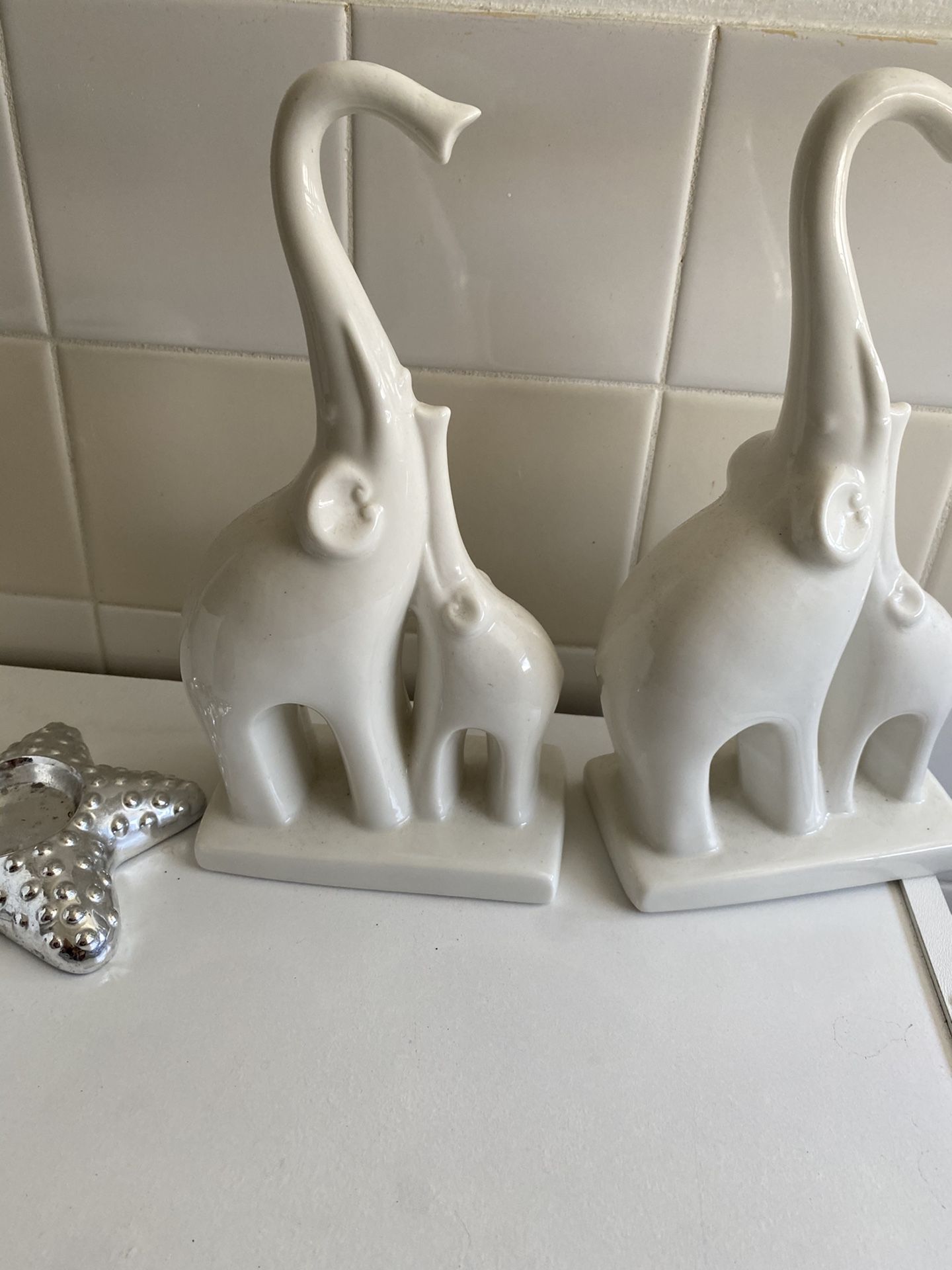 White elephant home decor $6 each 2 for $10