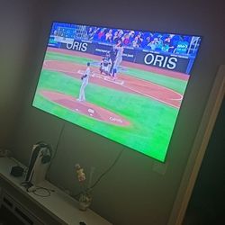 85in Samsung 4k Smart TV 