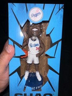Shaquille O’Neil bobblehead