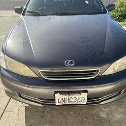 2000 Lexus ES 300