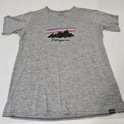 Woman's Patagonia Tee