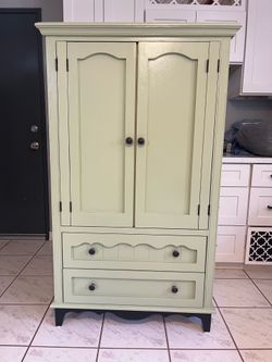 Armoire