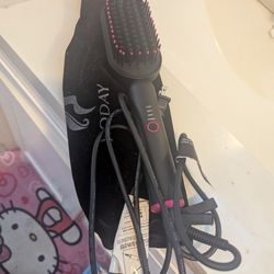 Straightener Brush 