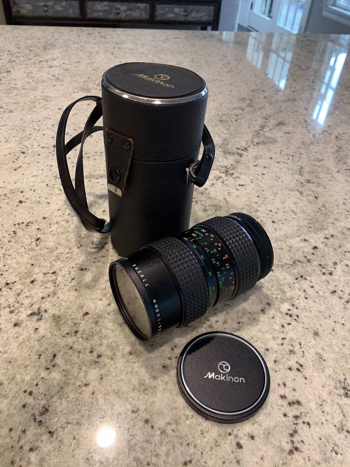 Makinon 35-105mm 1:3.5 Lens with Case