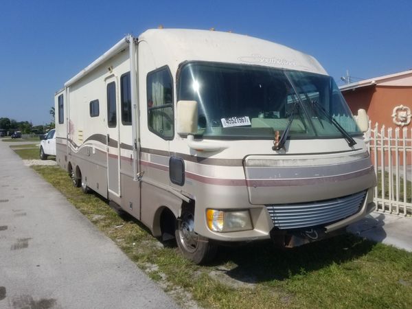 1996 motorhome p30 chevy for Sale in Hialeah, FL - OfferUp