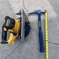 Pick Hammer Y Sierra Dwalt! 