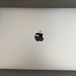 2019 Apple MacBook W/ Touchbar 13”