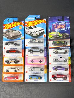 Hot Wheels & Matchbox Lot Of 15 Cars For $25