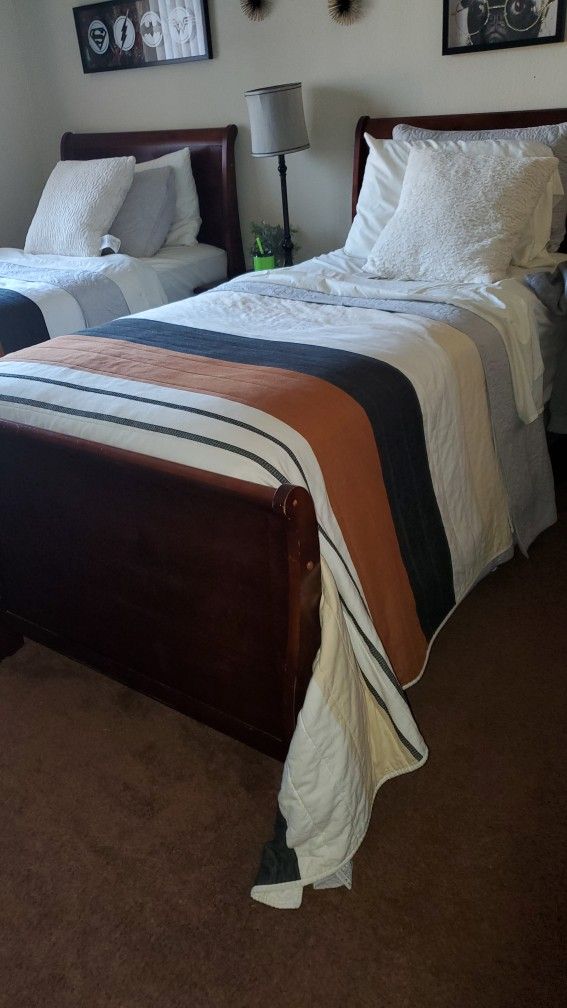 2 Twin Bedroom Set 5 Piece