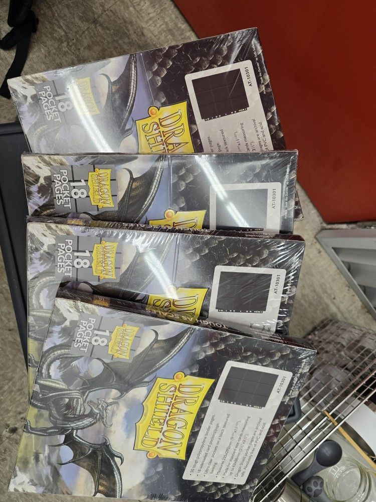 Dragon Shield 18 pocket sleeves