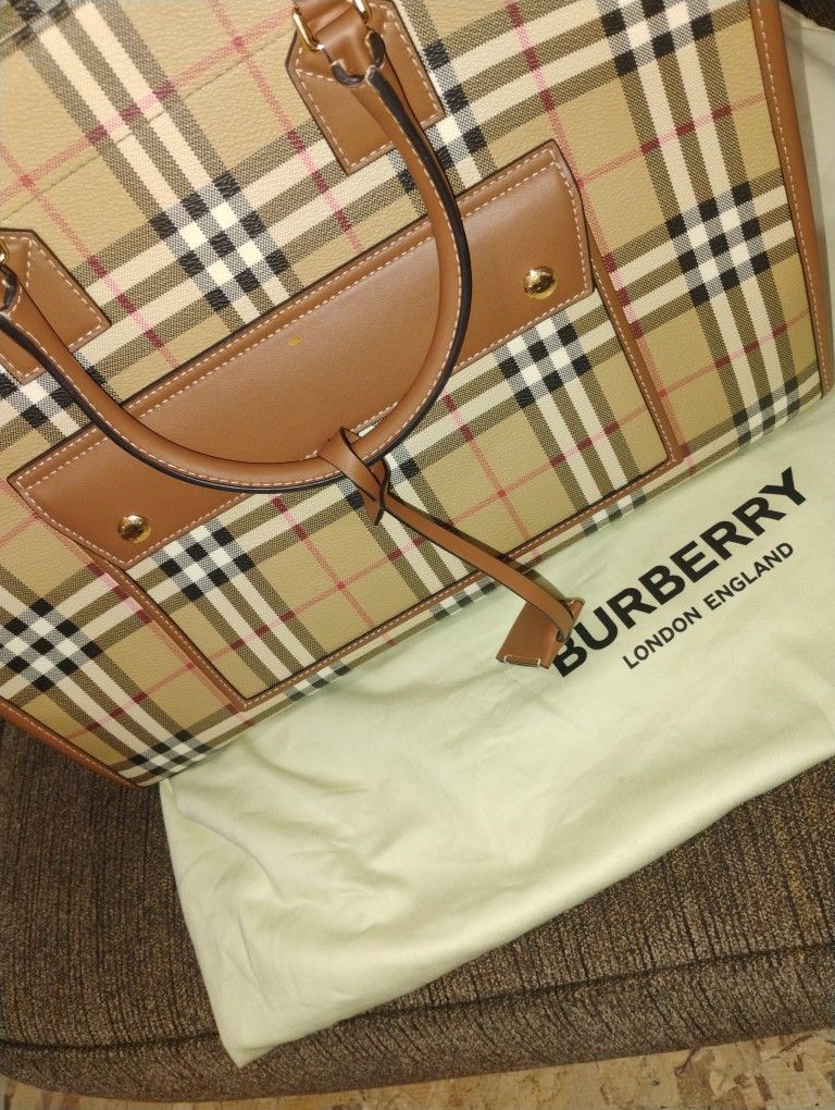 Burberry tote for sale