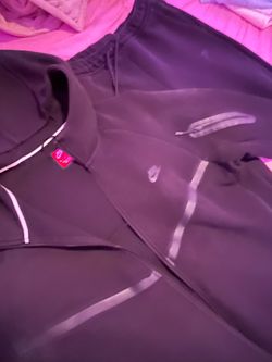 Pretty much like new Nike tech Pretty much like new Nike tech