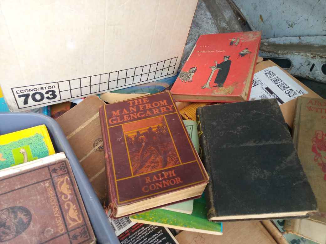 Van Load Hundreds Old Books