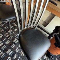 Gorgeous Counter Height Metal Stools