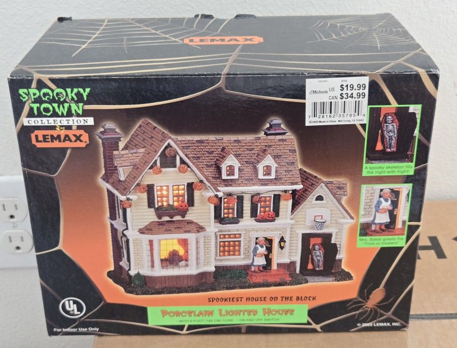 Lemax Spooky Town Spookiest House On The Block Lighted Halloween Village Building New
